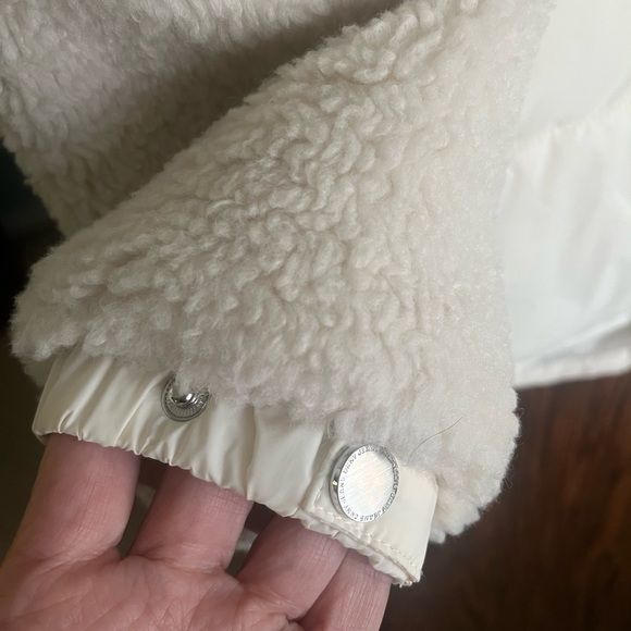 DKNY JEANS Faux Sherpa puffy coat jacket NWT XS - Picture 11 of 12